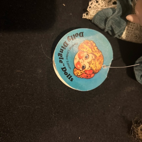 Dolly Dingle porcelain doll limited edition 1983 collectible - Picture 5 of 6